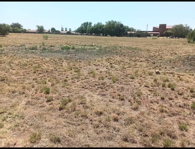 540M² VACANT LAND FOR SALE IN KOOKRUS